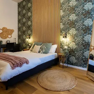  Apartamento Isabella Stylish With Garden